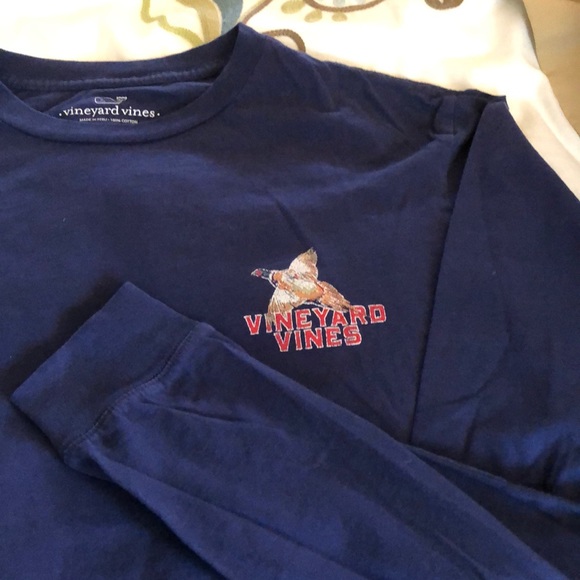 Vineyard Vines Other - Vineyard Vines Men’s Small long sleeve T-Shirt Vineyard Vines Other - Vineyard Vines Men’s Small long sleeve T-Shirt